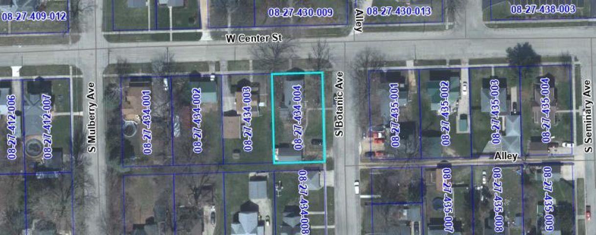201 West Center Street Mount Morris, IL 61054 - Photo 33 of 33 a view of a street with sitting area