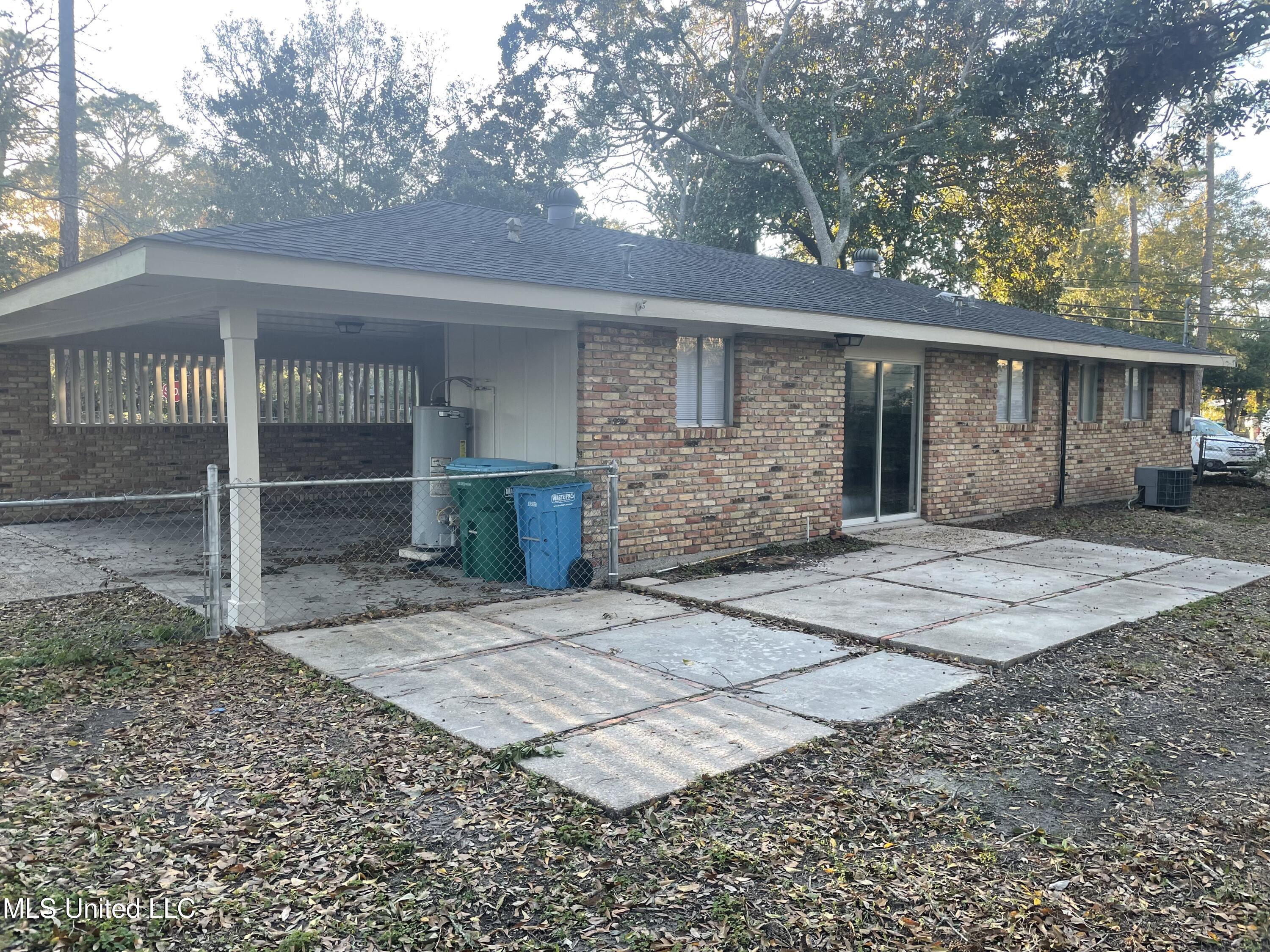 2501 Havard Road Ocean Springs, MS 39564 - Photo 18 of 19 IMG_8120