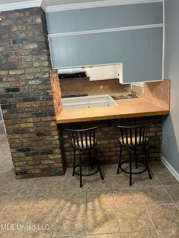 $1,500 | 2501 Havard Road, Ocean Springs, MS 39564