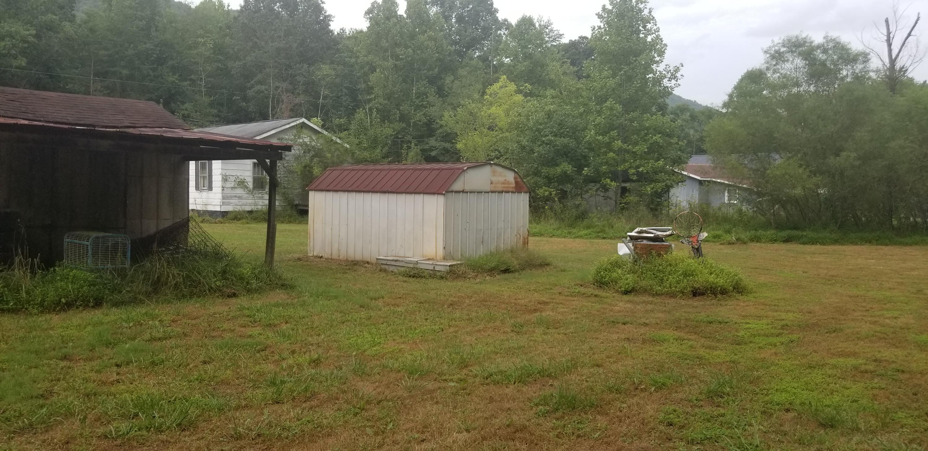 4721 Yuma Road Gate City, VA 24251 - Photo 10 of 25 20200827_172419