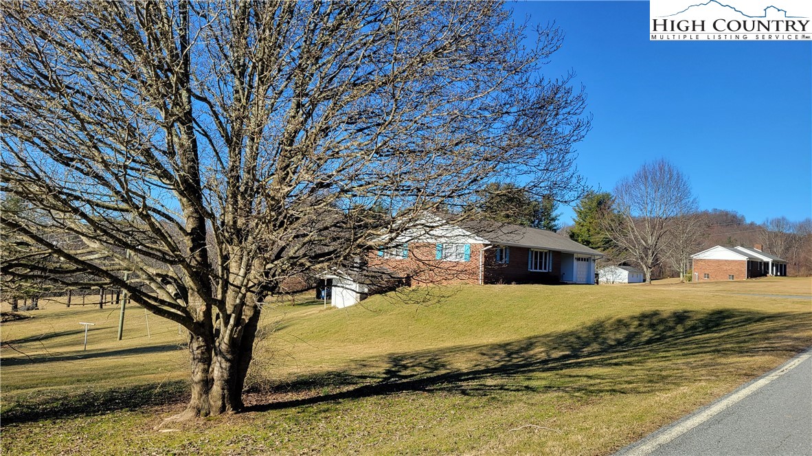 281 Andrews Ridge Road Sparta, NC 28675 - Photo 3 of 36 Gallery Image 3