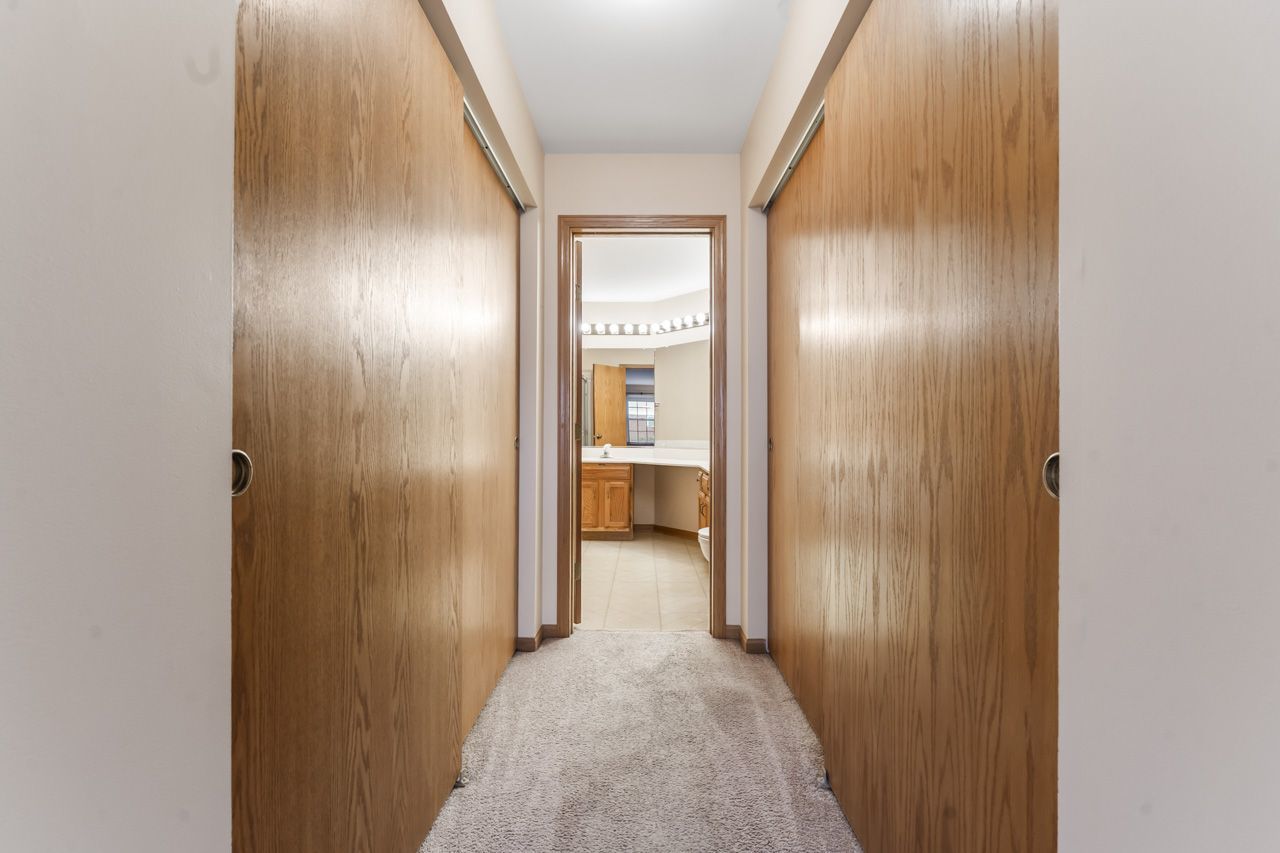 901 Butternut Lane, Unit A Mount Prospect, IL 60056 - Photo 16 of 34