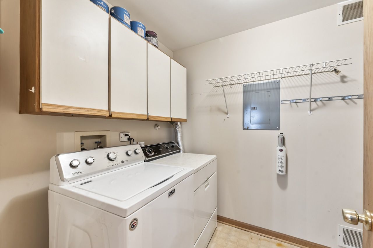 901 Butternut Lane, Unit A Mount Prospect, IL 60056 - Photo 24 of 34