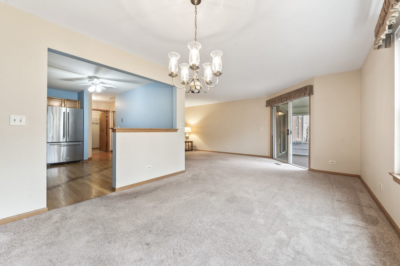 901 Butternut Lane, Unit A Mount Prospect, IL 60056 - Photo 7 of 34