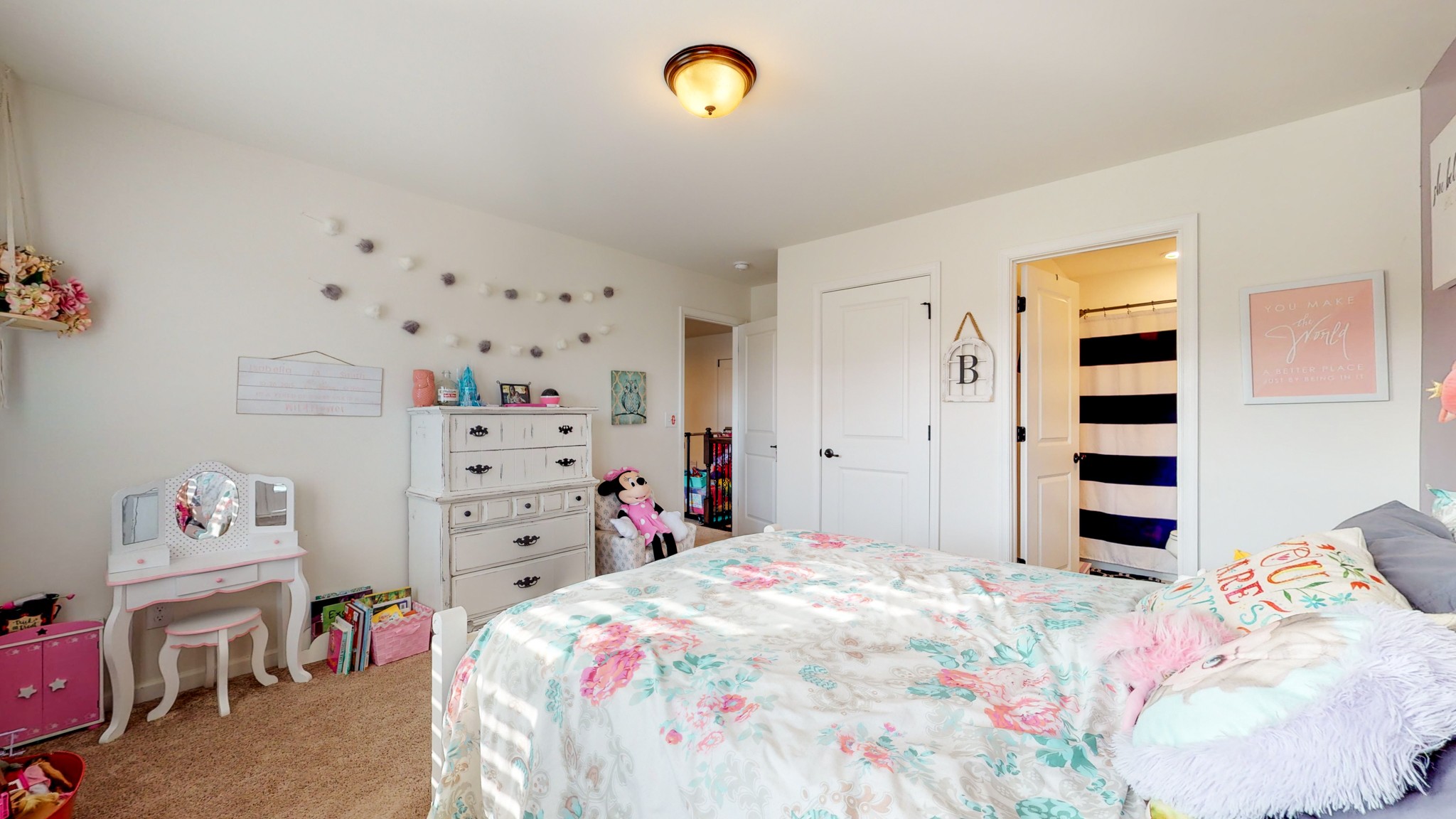 132 Hackney Lane Gallatin, TN 37066 - Photo 24 of 40 a bedroom with a bed and a window