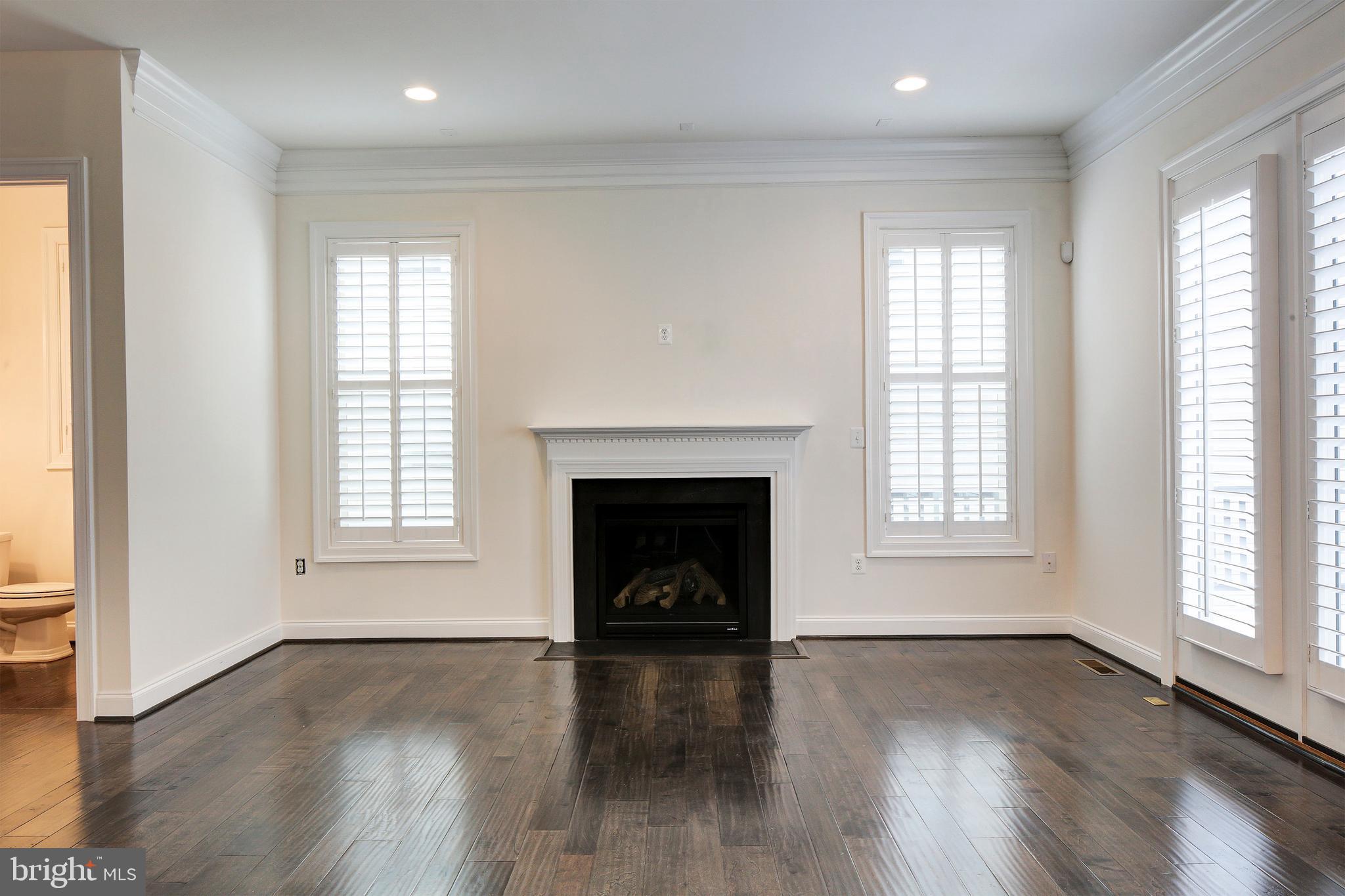 13622 Alderton Road Silver Spring, MD 20906 - Photo 8 of 43