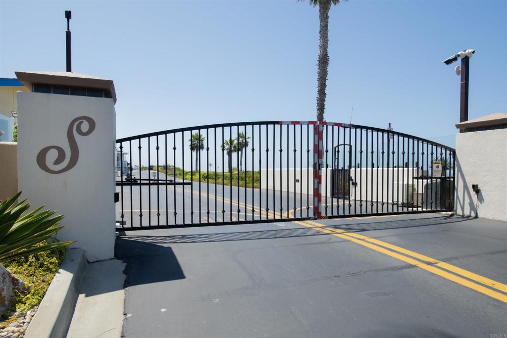 6503 Friendly Place Carlsbad, CA 92011 - Photo 27 of 33