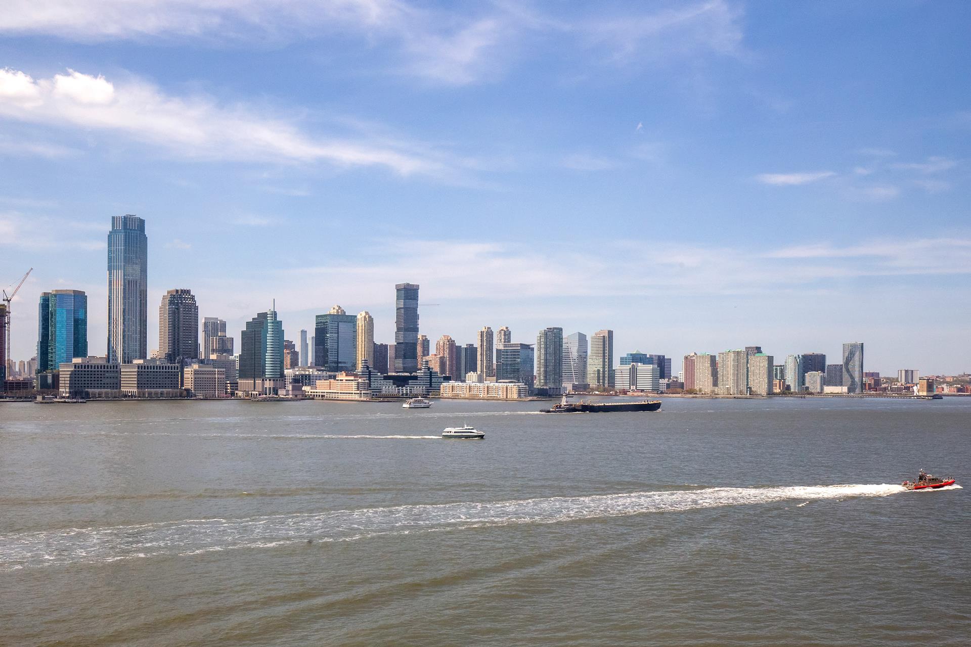 380 Rector Place, Unit 9J Manhattan, NY 10280 - Photo 3 of 7 a view of a city