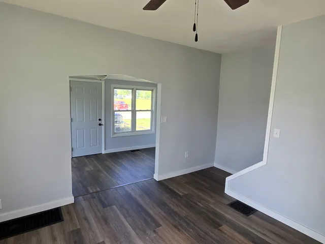 $133,000 | 427 East Spruce Street, Paxton, IL 60957