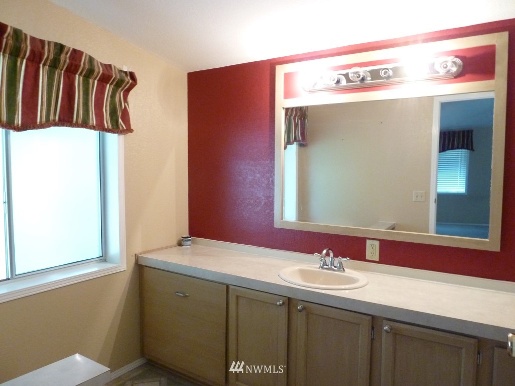 149 A Roberts Road Chehalis, WA 98532 - Photo 10 of 24