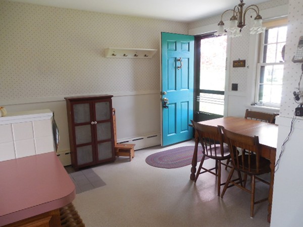 183 Cooper Road Northbridge, MA 01534 - Photo 6 of 18