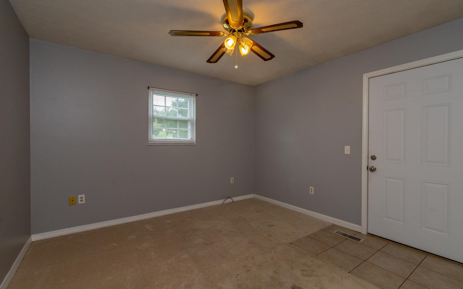 726 Wine Road Dandridge, TN 37725 - Photo 11 of 23 726 Wine Rd Dandridge TN 37725-large-011
