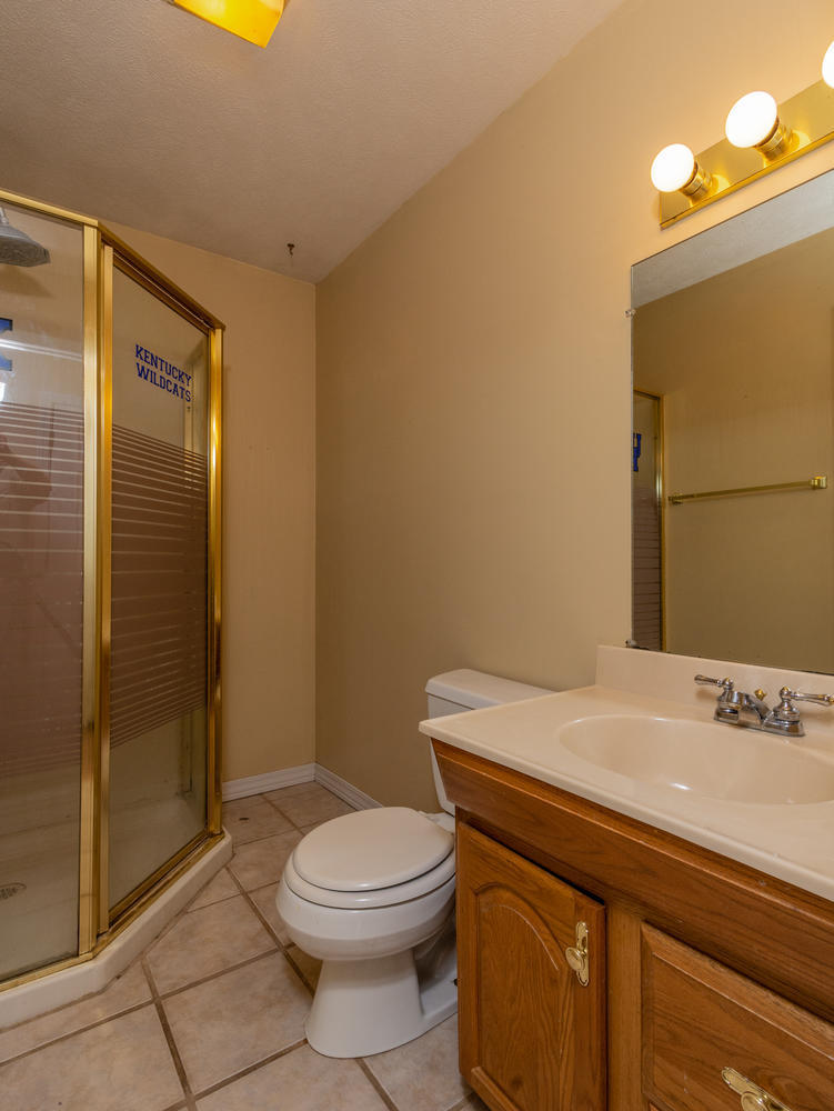 726 Wine Road Dandridge, TN 37725 - Photo 14 of 23 726 Wine Rd Dandridge TN 37725-large-012