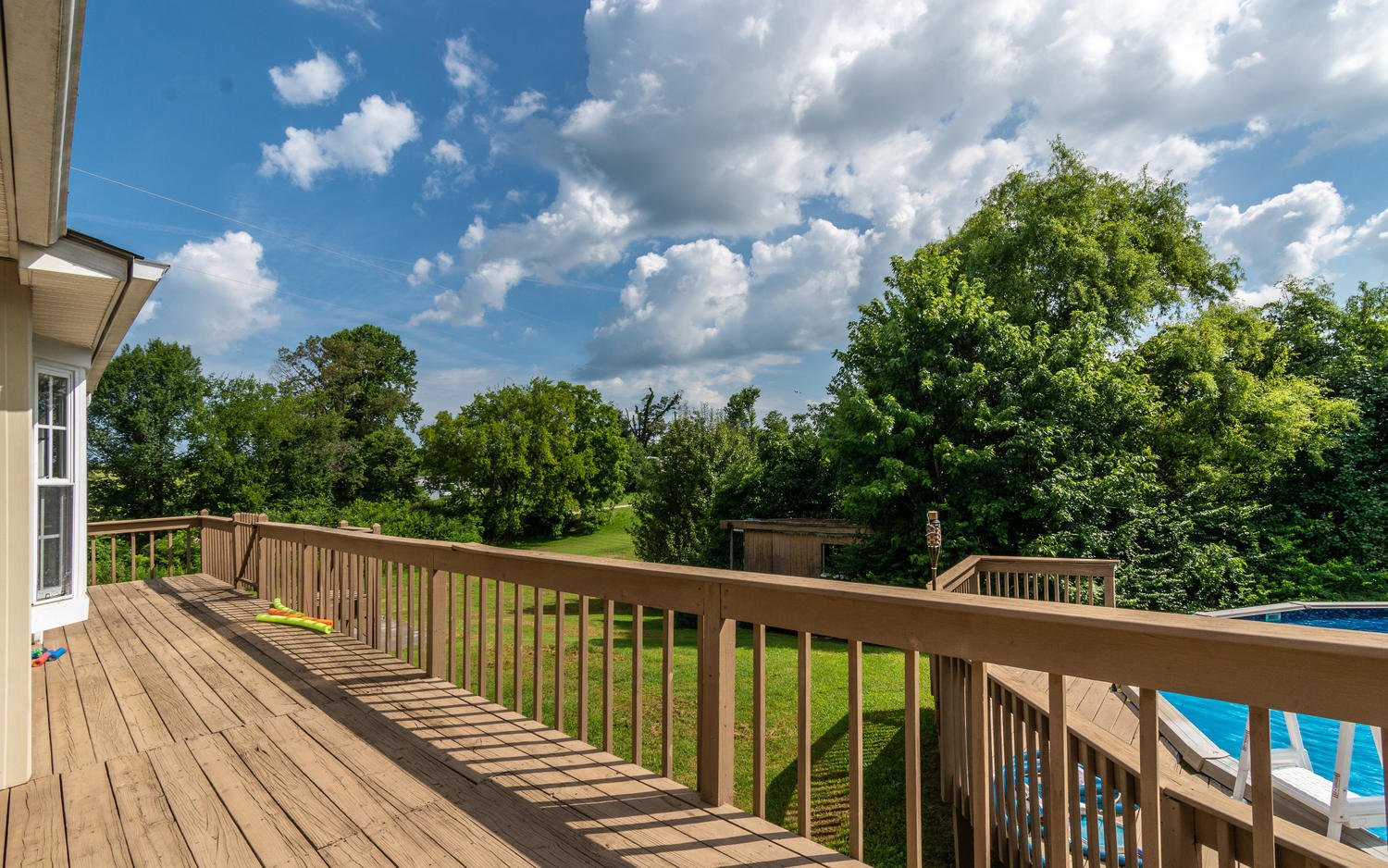726 Wine Road Dandridge, TN 37725 - Photo 21 of 23 726 Wine Rd Dandridge TN 37725-large-017