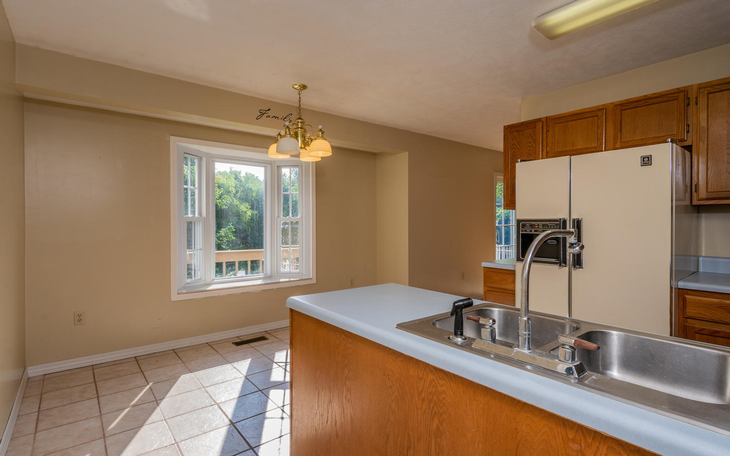 726 Wine Road Dandridge, TN 37725 - Photo 7 of 23 726 Wine Rd Dandridge TN 37725-large-007