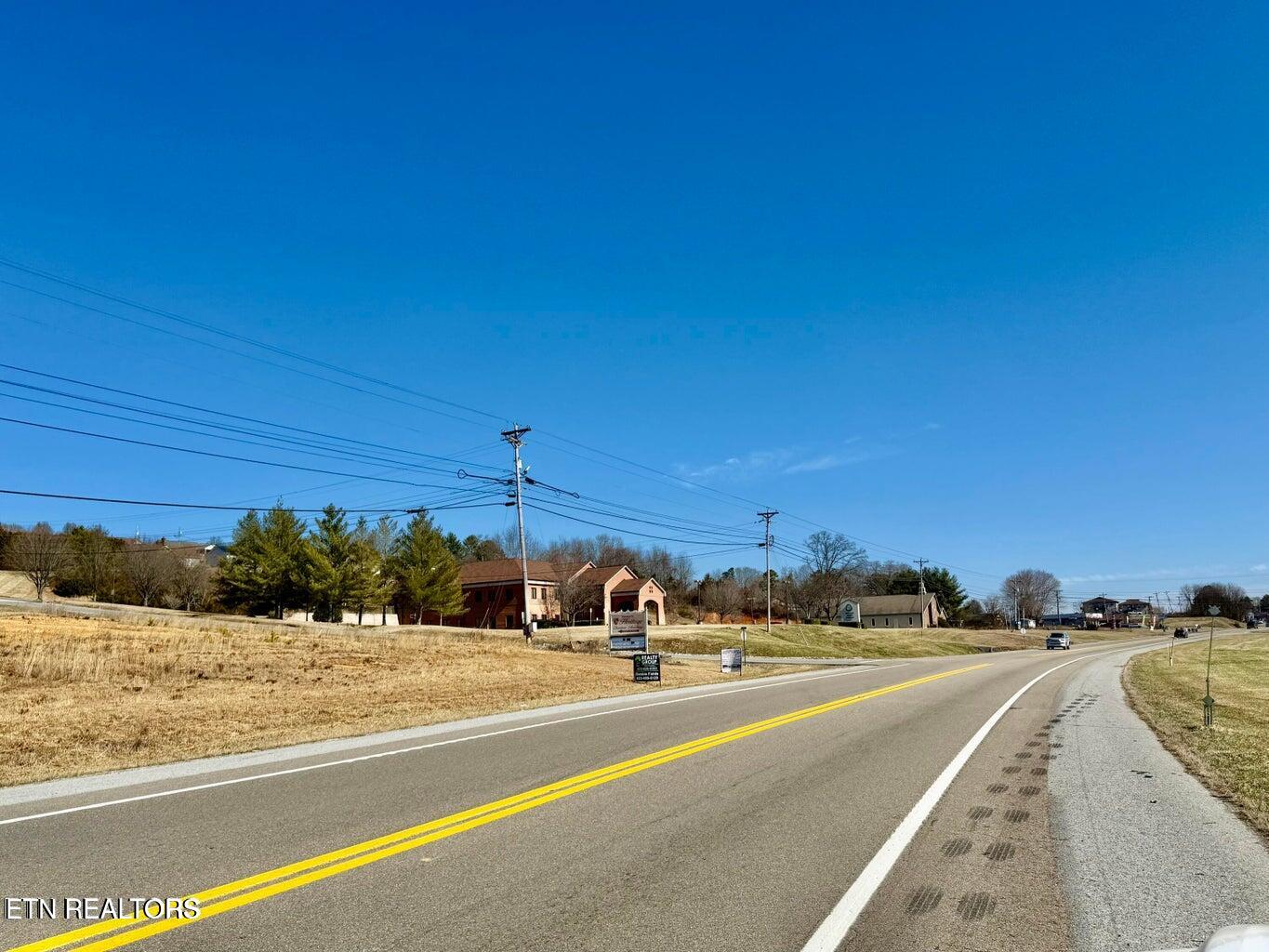 Harmon Road New Tazewell, TN 37825 - Photo 4 of 12 20250210173206284244000000-o