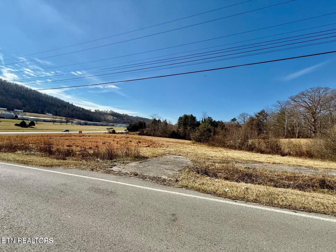 Harmon Road New Tazewell, TN 37825 - Photo 8 of 12 20250210173320957956000000-o