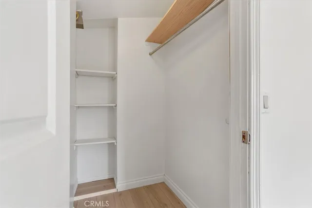 $1,799 | 5718 Comanche Avenue, Woodland Hills, CA 91367