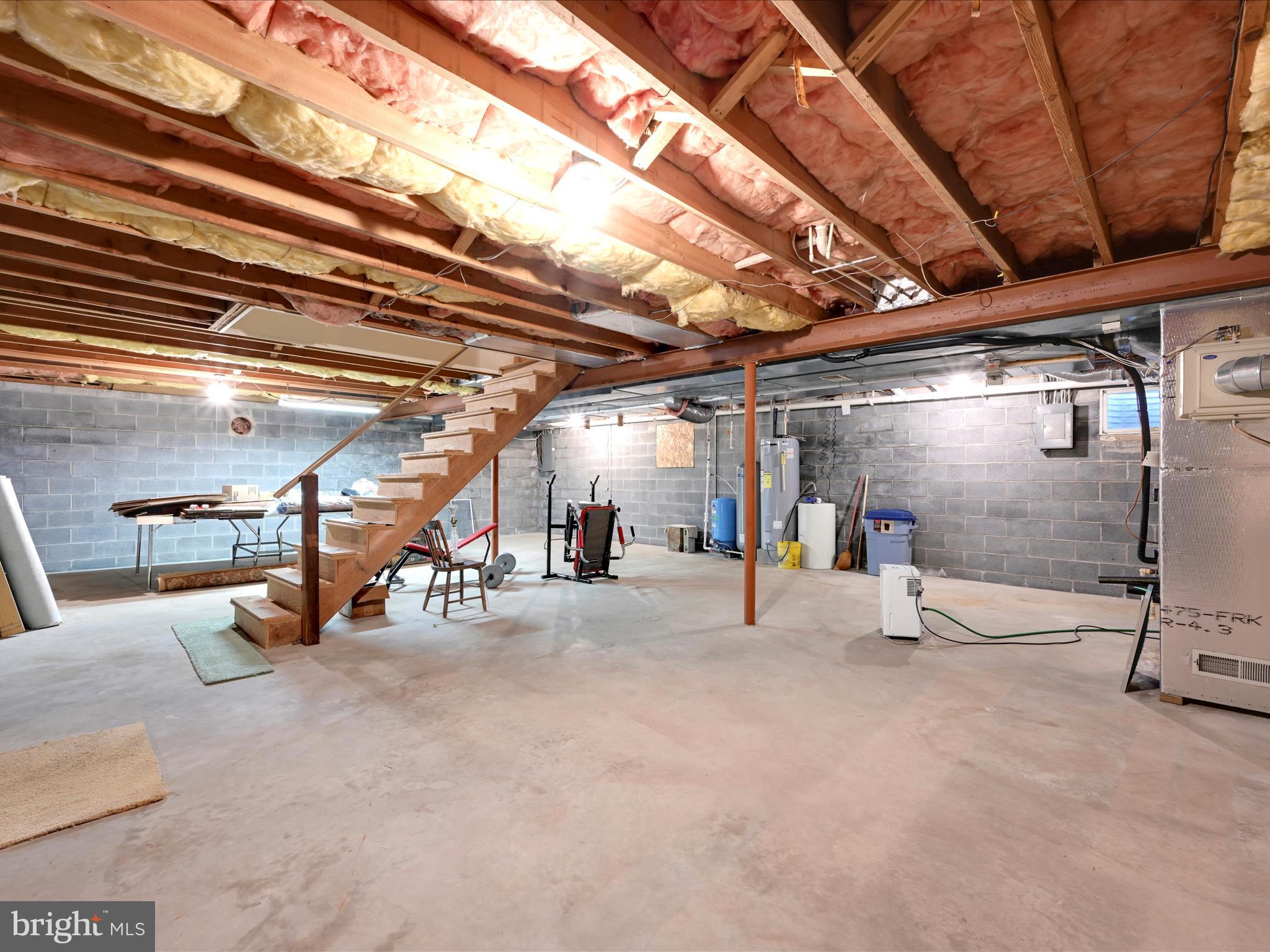 475 Sand Hill Road Pequea, PA 17565 - Photo 34 of 54 a view of a empty room with wooden ceiling
