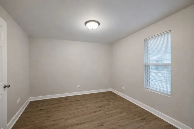 $3,000 | 146 South 9th Avenue, Unit 2, Maywood, IL 60153