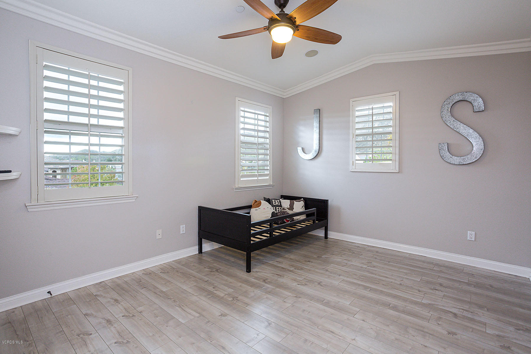 2734 Forest Grove Lane Simi Valley, CA 93065 - Photo 43 of 57 a living room with window and a window