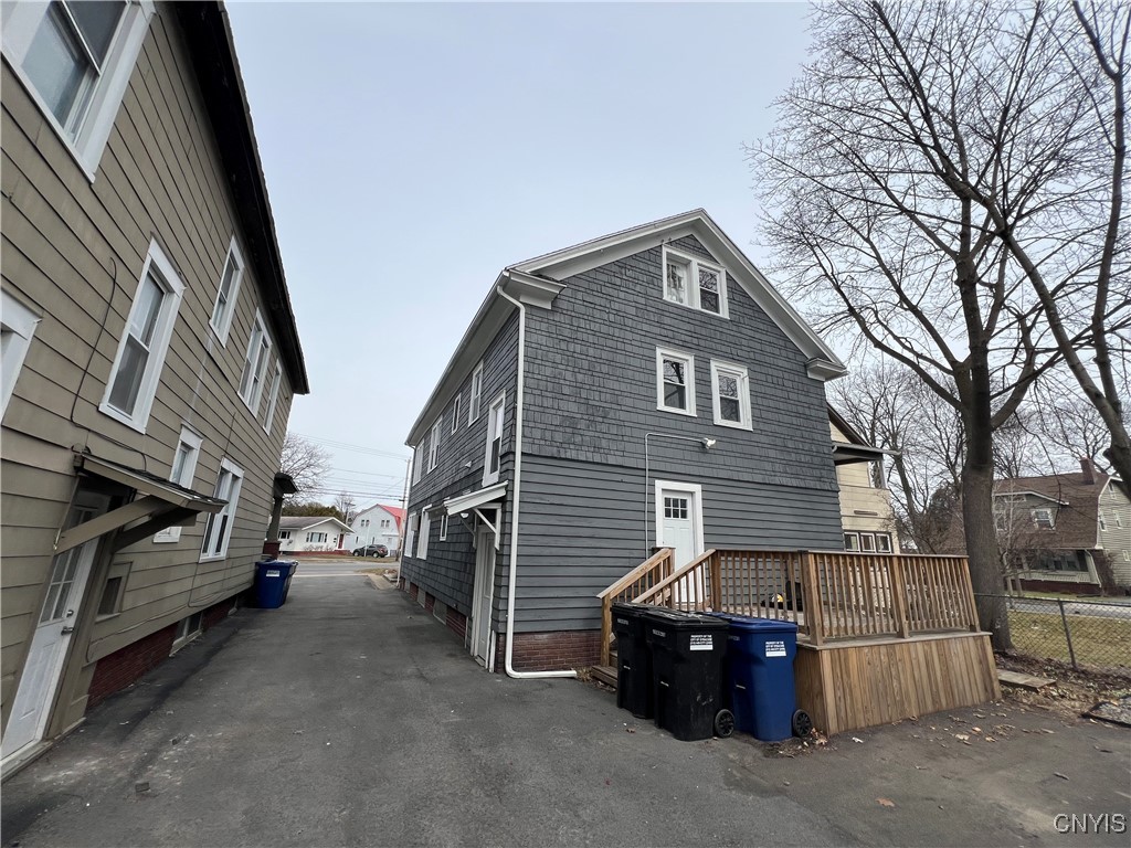 2018 James Street Syracuse, NY 13206 - Photo 31 of 32