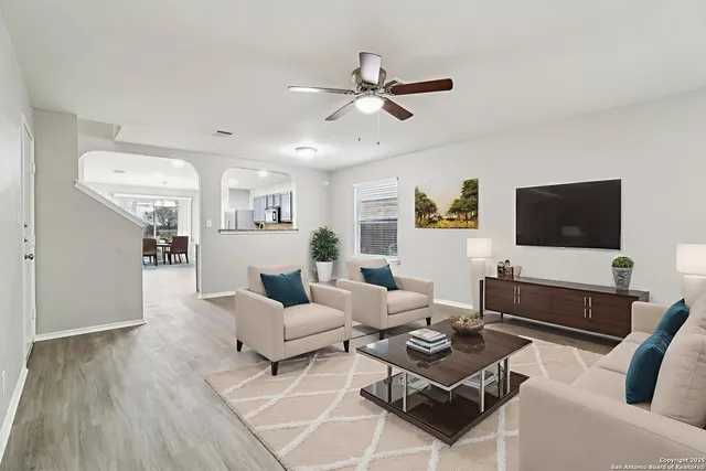 $298,500 | 15810 Manes Grove, San Antonio, TX 78247