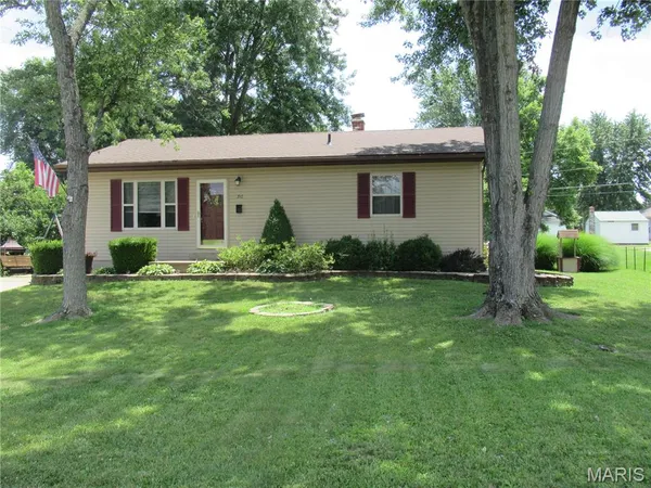 $180,000 | 710 Sarah Street, Sullivan, MO 63080