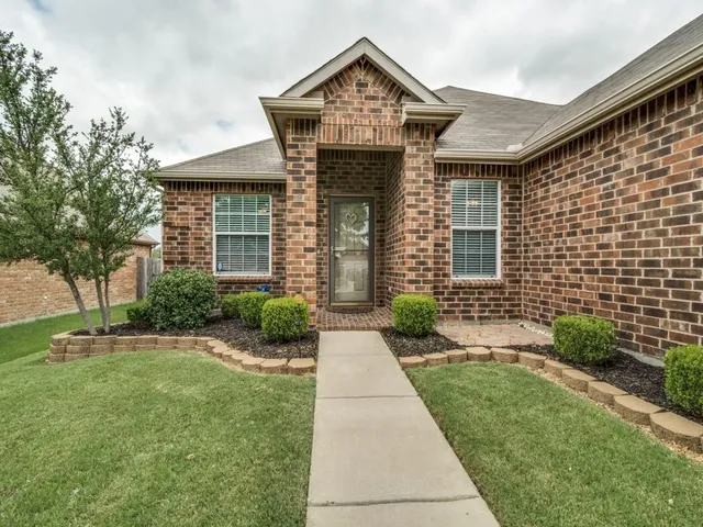 $2,150 | 1917 Cliffrose Drive, Little Elm, TX 75068