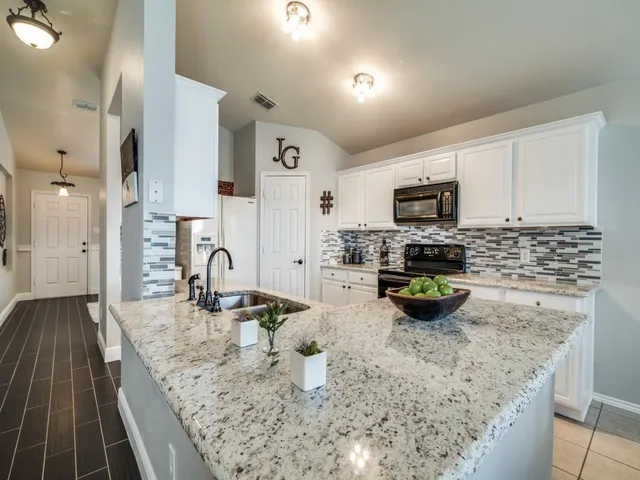 $2,150 | 1917 Cliffrose Drive, Little Elm, TX 75068