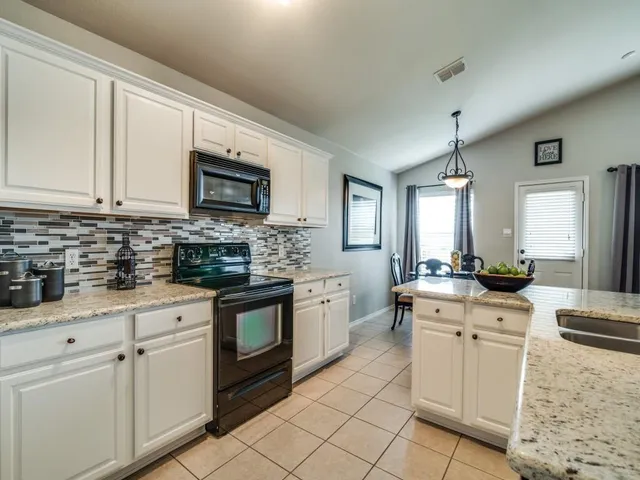 $2,150 | 1917 Cliffrose Drive, Little Elm, TX 75068