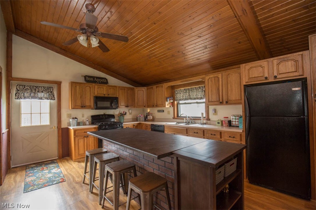 2374 Columbiana Road New Springfield, OH 44443 - Photo 10 of 15