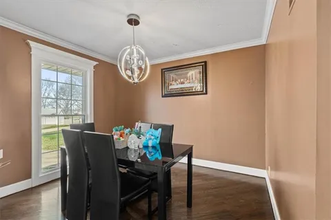 $374,900 | 12318 South Locust Circle, Olathe, KS 66062