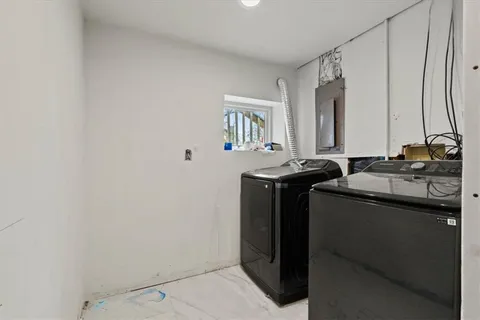 $374,900 | 12318 South Locust Circle, Olathe, KS 66062