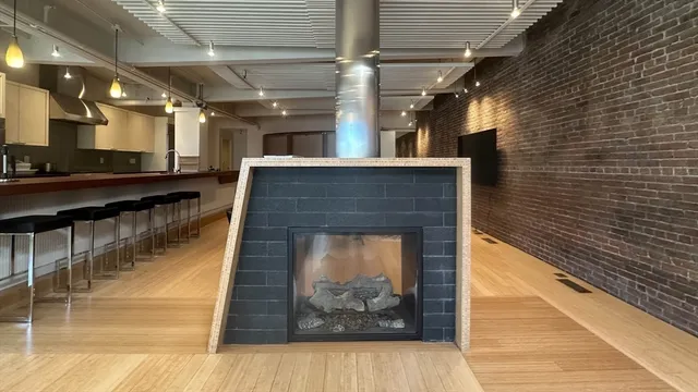 $8,500 | 90 North Washington Street, Unit 5, Boston, MA 02114