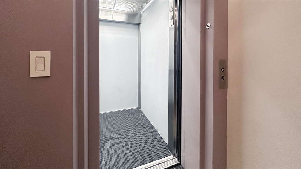 90 North Washington Street, Unit 5 Boston, MA 02114 - Photo 24 of 25