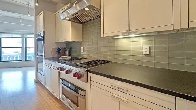 $8,500 | 90 North Washington Street, Unit 5, Boston, MA 02114