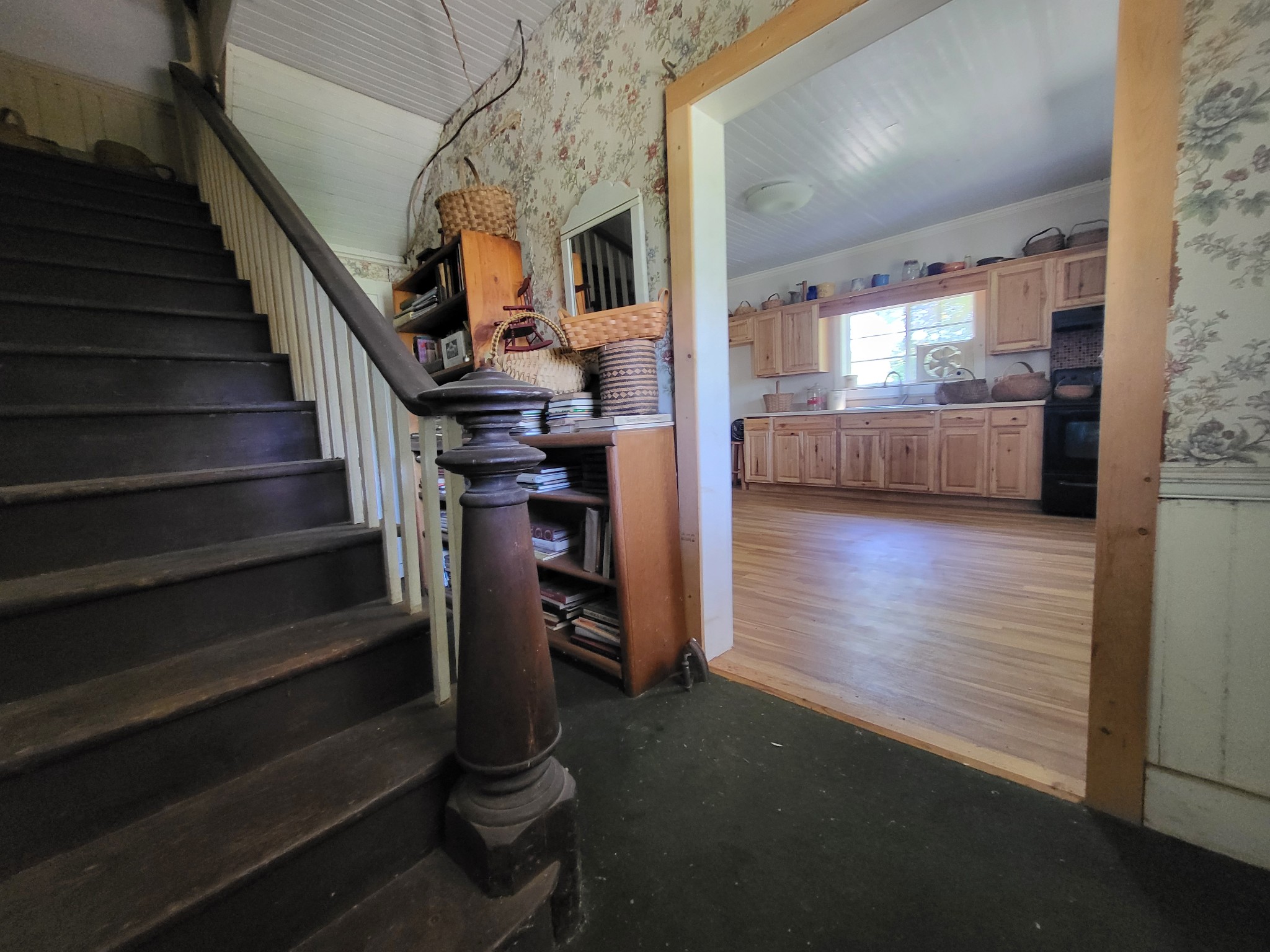 2419 Maple Street Chattanooga, TN 37406 - Photo 13 of 32 a view of entryway and hall with wooden floor