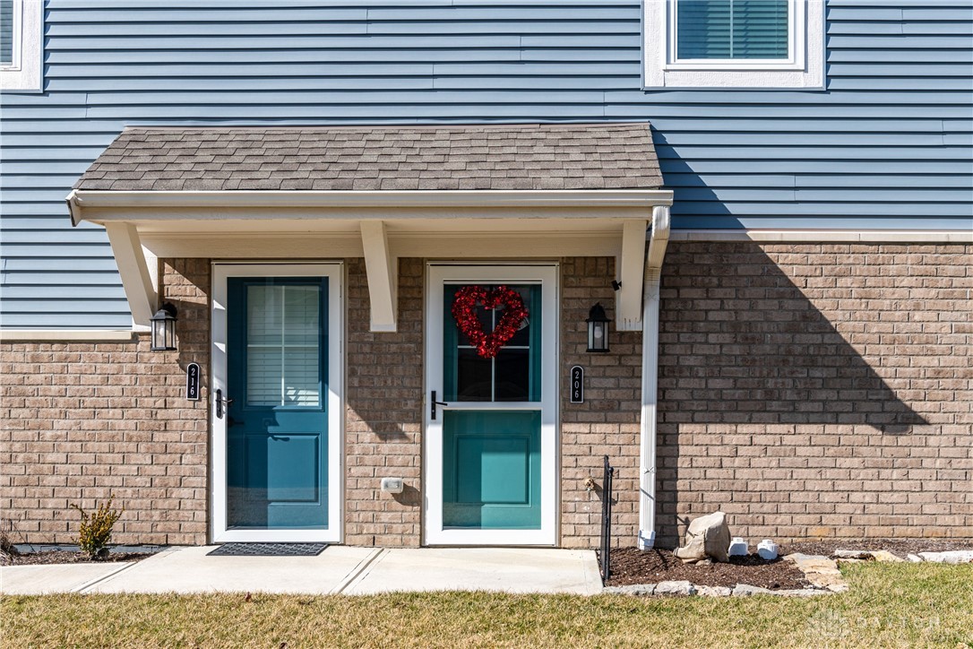 206 Old Pond Road Springboro, OH 45066 - Photo 2 of 47