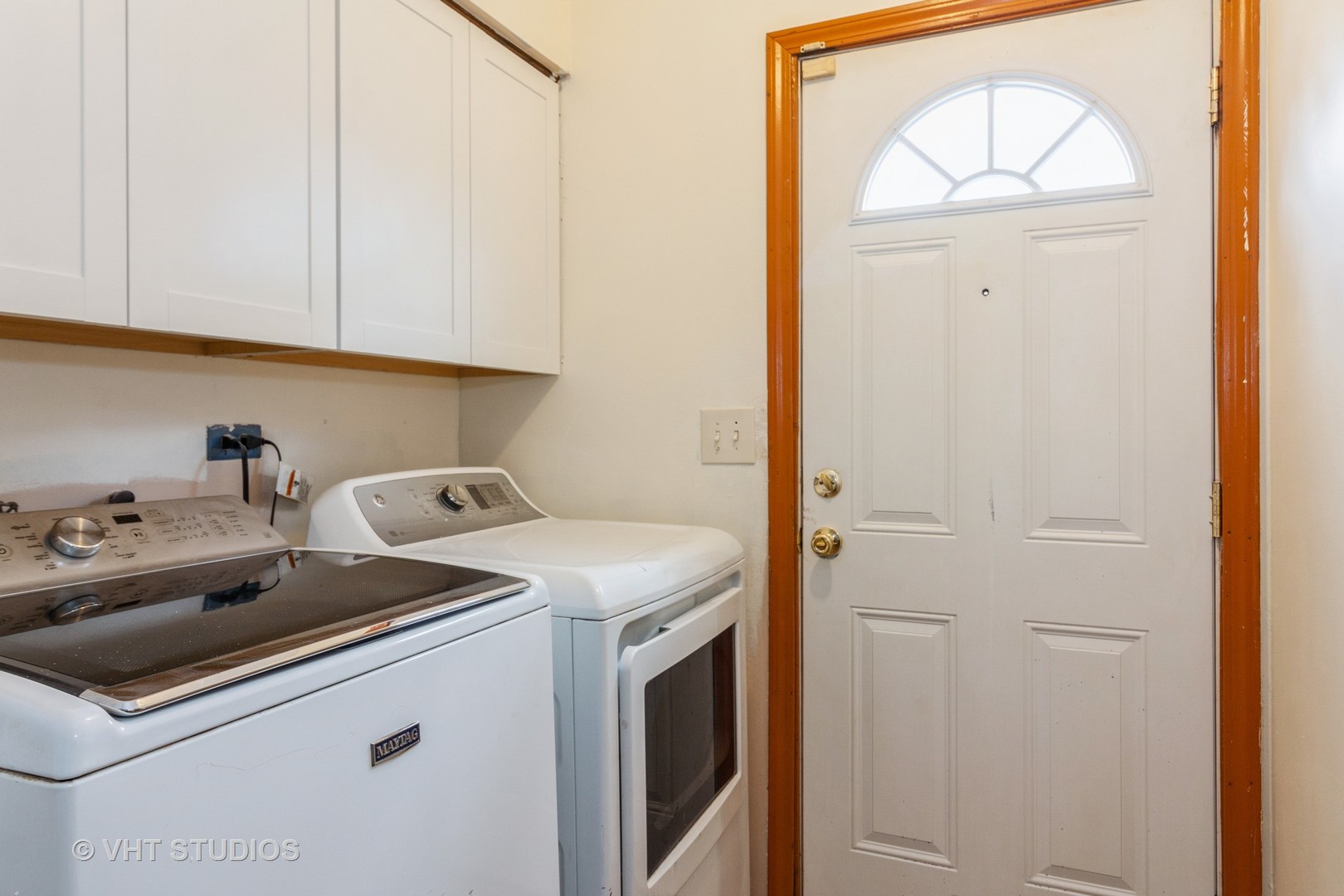 3523 Ronald Road Crete, IL 60417 - Photo 15 of 20 a utility room with dryer and washer
