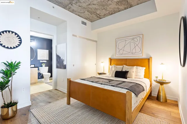 $399,000 | 311 2nd Street, Unit 505, Oakland, CA 94607