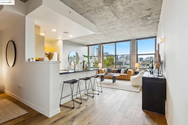 $399,000 | 311 2nd Street, Unit 505, Oakland, CA 94607