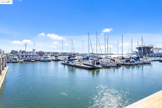 $399,000 | 311 2nd Street, Unit 505, Oakland, CA 94607