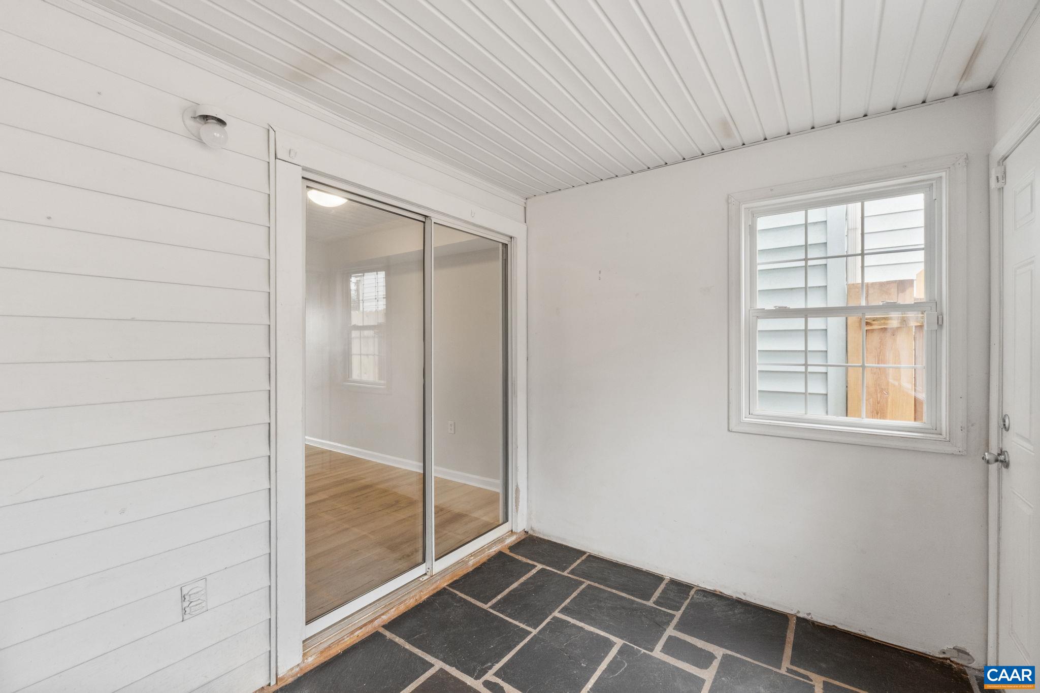 959 Rives Street Charlottesville, VA 22902 - Photo 15 of 32 Gallery Image 15
