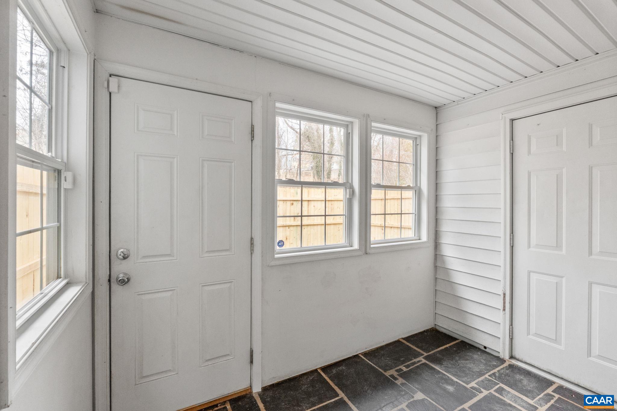 959 Rives Street Charlottesville, VA 22902 - Photo 16 of 32 Gallery Image 16