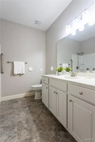 $165,000 | 6401 Brookfield Ct Drive, Unit 102, St. Louis, MO 63129