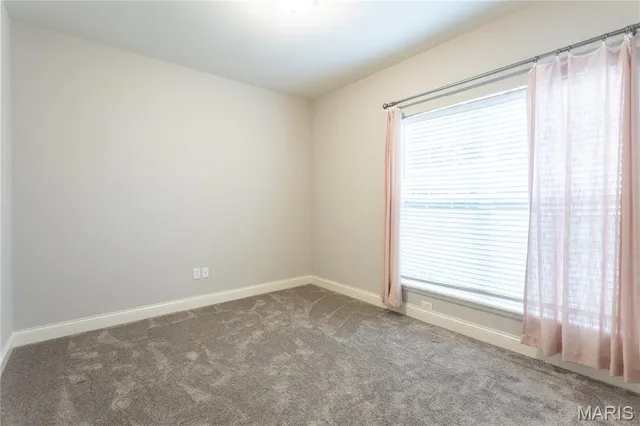 $165,000 | 6401 Brookfield Ct Drive, Unit 102, St. Louis, MO 63129