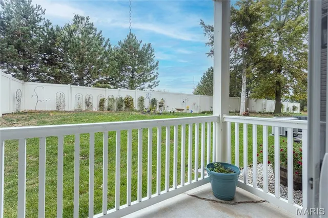 $165,000 | 6401 Brookfield Ct Drive, Unit 102, St. Louis, MO 63129