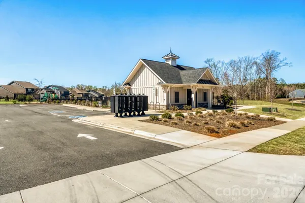 $680,000 | 1318 Poppy Way, Matthews, NC 28104