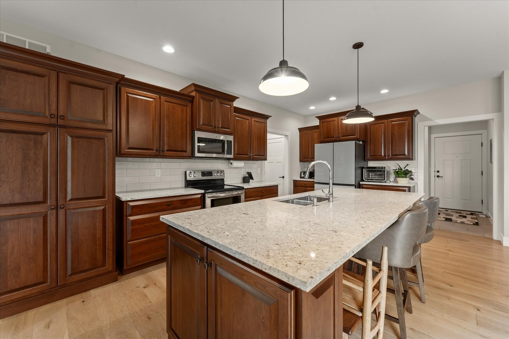 1207 Morningside Lane Mahomet, IL 61853 - Photo 14 of 55